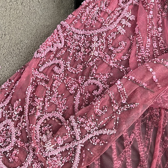 Sherri Hill Pink beaded prom dress size 00 - Picture 9 of 9